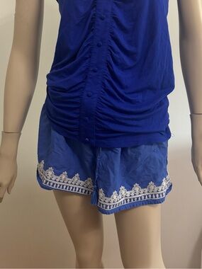 Love By Gap Blue & White Boho Lace Shorts Size Medium